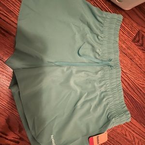 Reebok athletic shorts size large